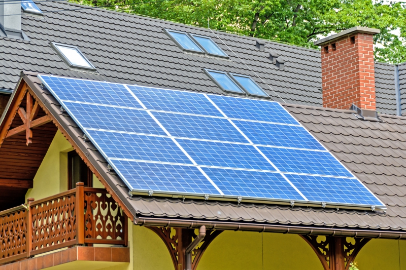 chauffagiste-LA SEYNE SUR MER-min_solar-panels-1477987